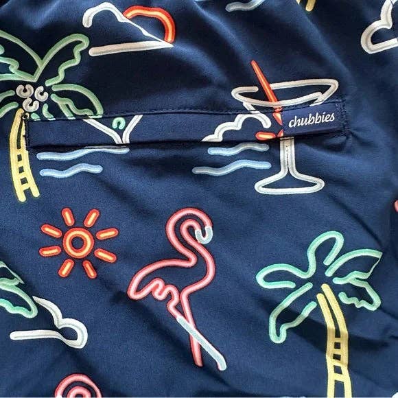 Chubbies Men's 7" Inseam Lined Swimwear Swim Trunks – The Neon Lights 🔥