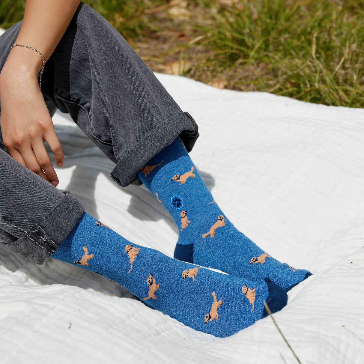 Support Best Friends Animal Society. 5% of the purchase helps save shelter dogs and helps end pet homelessness. Shop now!