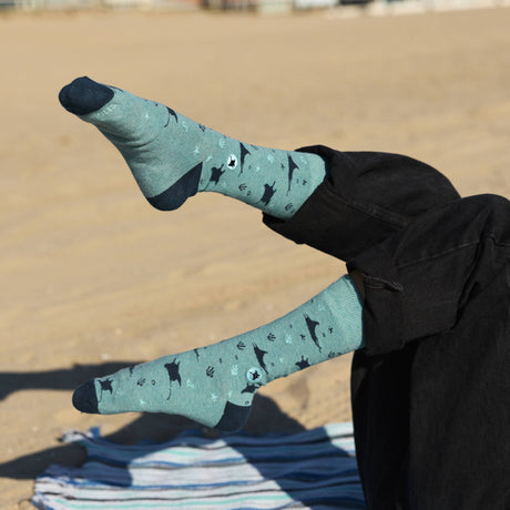 Socks that support Georgia Aquarium and graceful manta rays